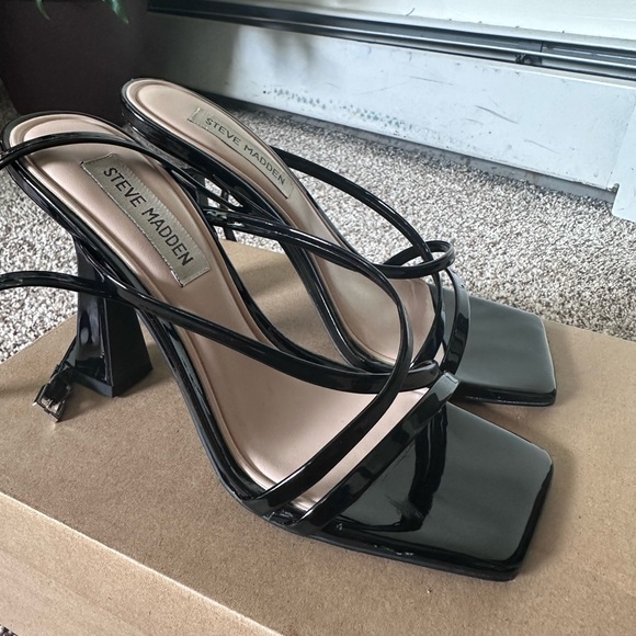 Steve Madden Black Strappy Heels - Picture 1 of 8